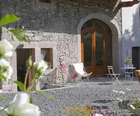 D'hôtes-les De Mado Margencel